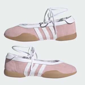 Adidas Taekwondo Mei ballenira Pink and White Sneakers